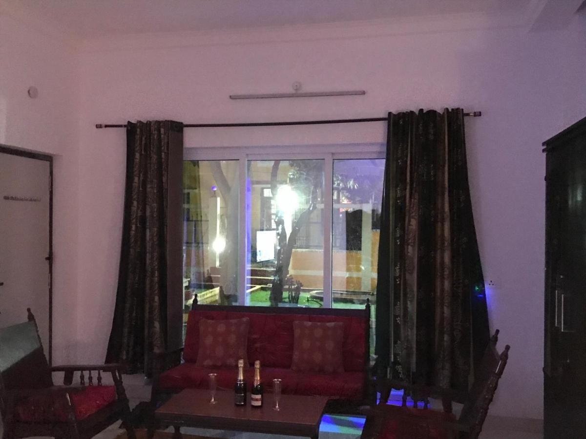 Chan Maison @ Lakshmi Gardens Пондичери Екстериор снимка